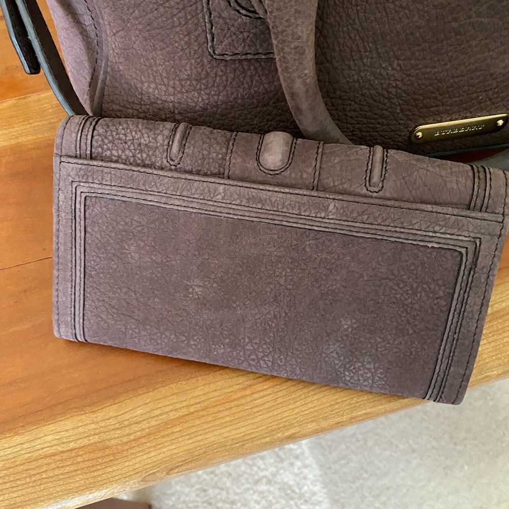 Burberry Kirley Satchel + Wallet Brown Cow Grain Pebbled Leather - Picture 11 of 16
